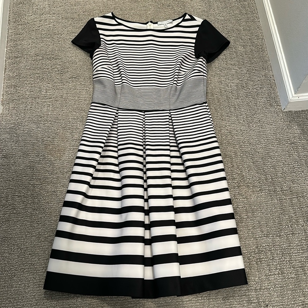 Black and Cream Fit and Flare Dress in Size 8
